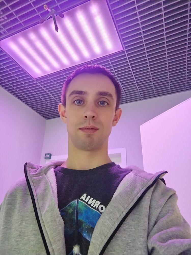  48538309  , 37 ,    