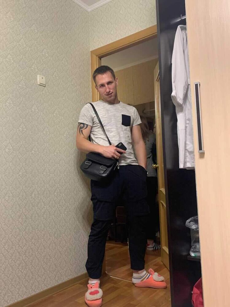  31016619  Fandi, 28 ,    -