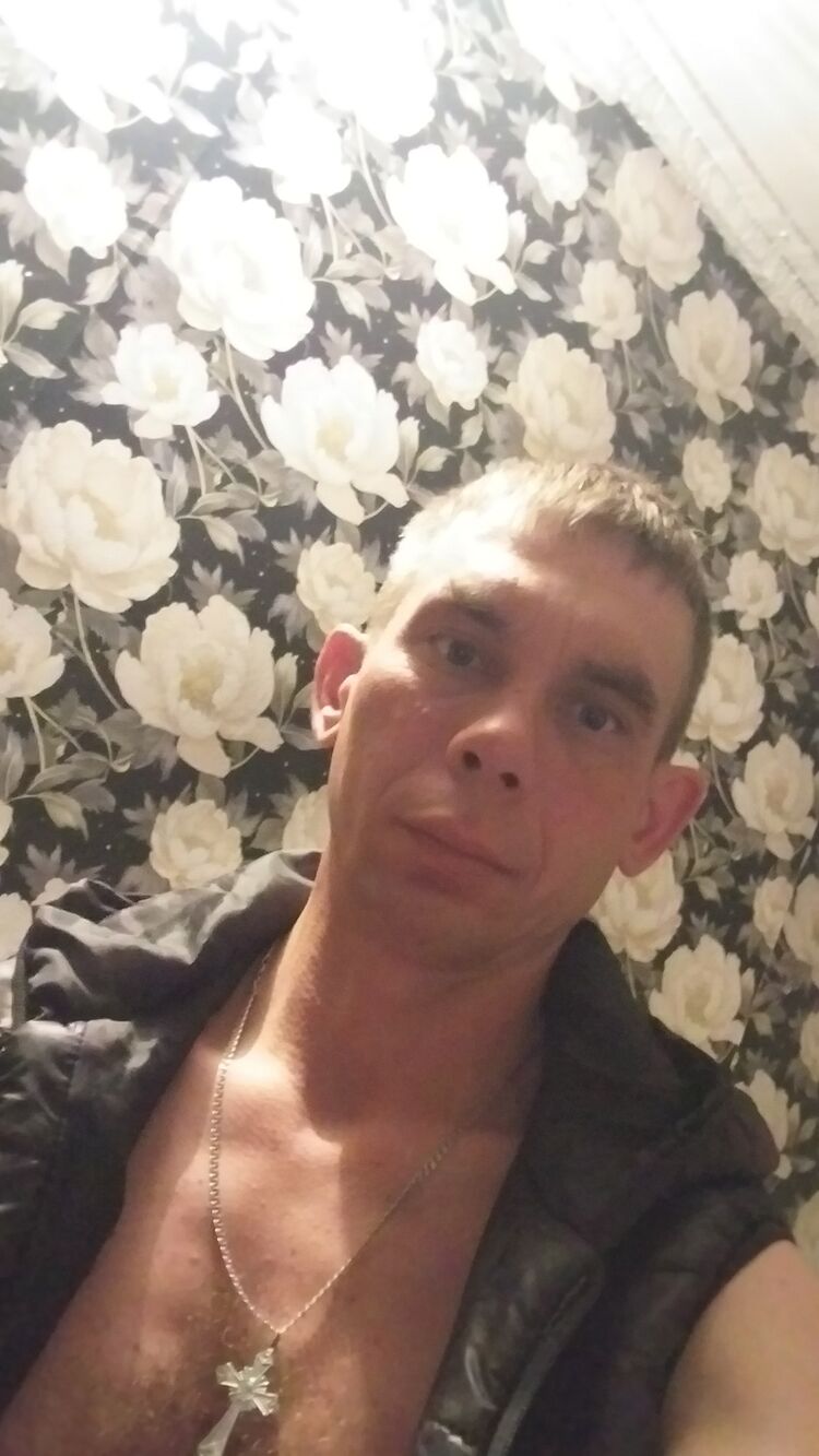  52331639  , 37 ,    