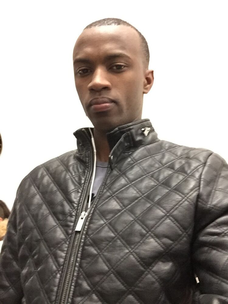  8423069  James, 34 ,    -