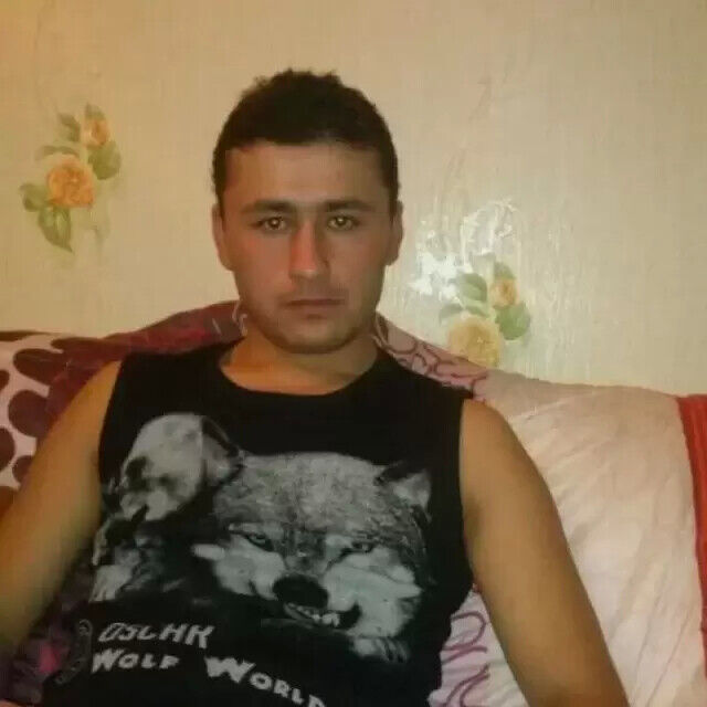  20318469  Akram, 32 ,    