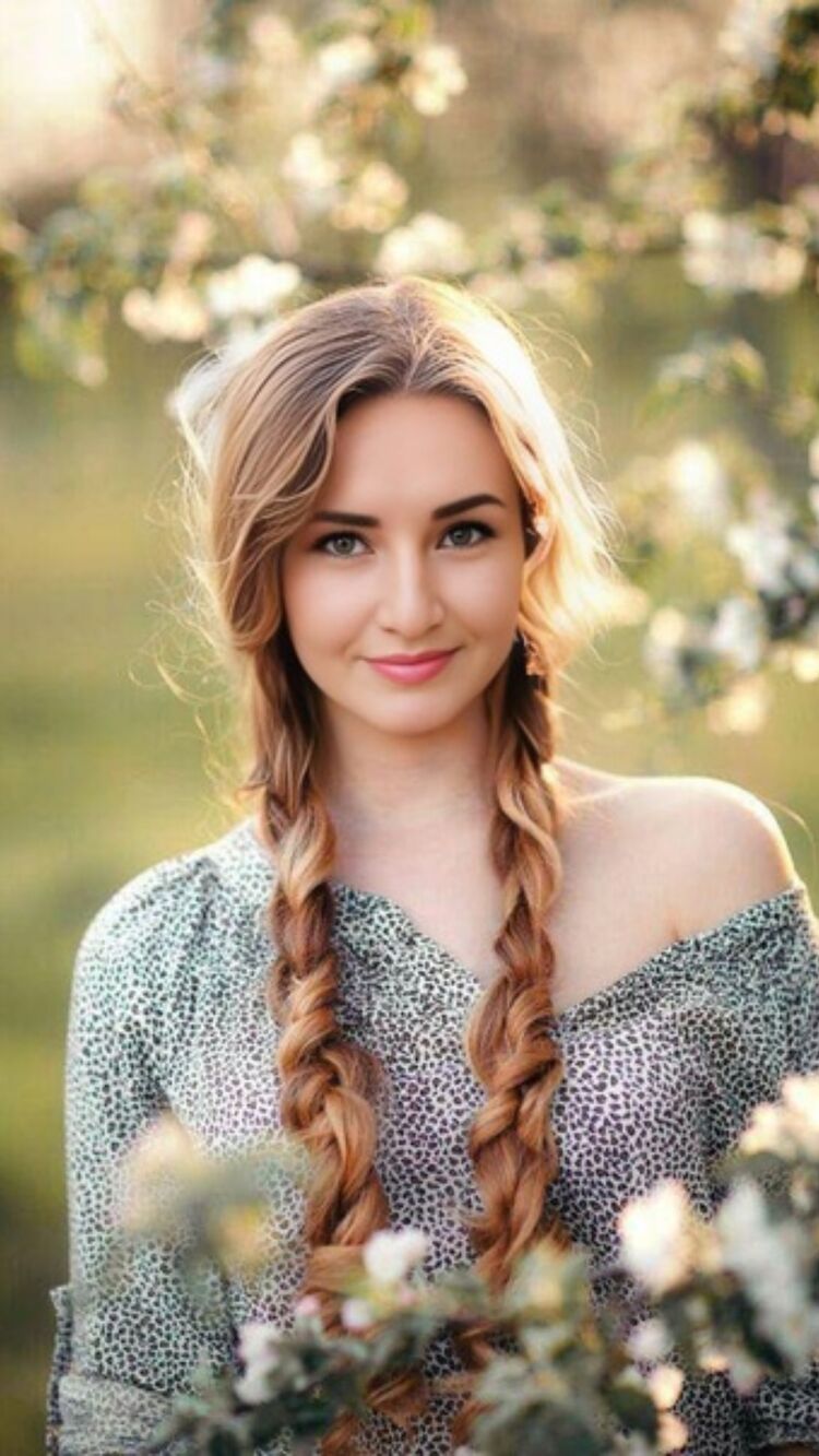  ,   Olga, 37 ,  