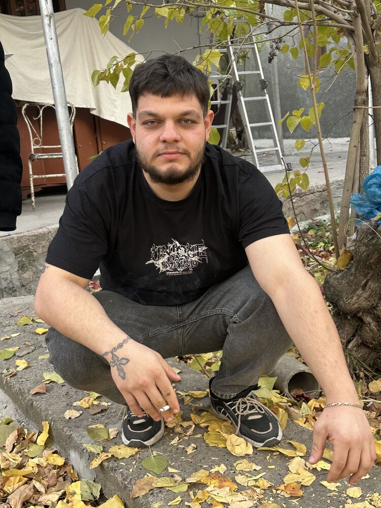  54444229  Aren, 30 ,    