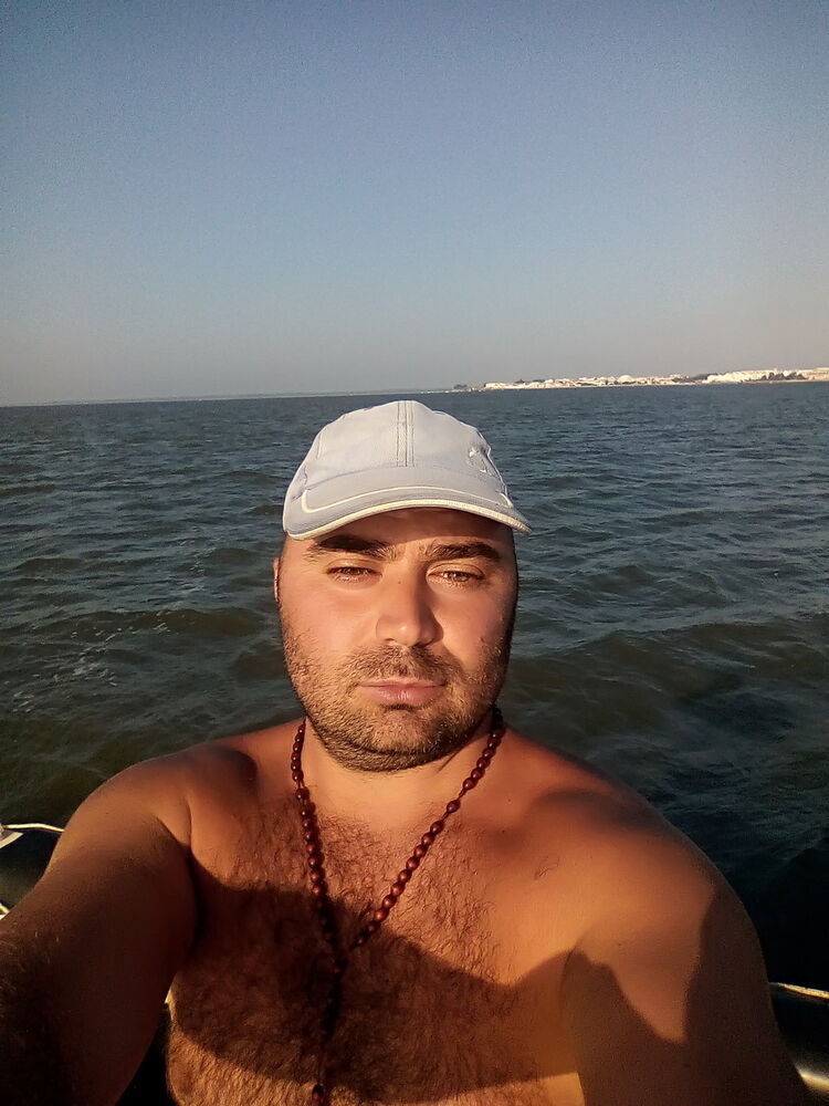  ,   Vlad, 38 ,   ,   , c 