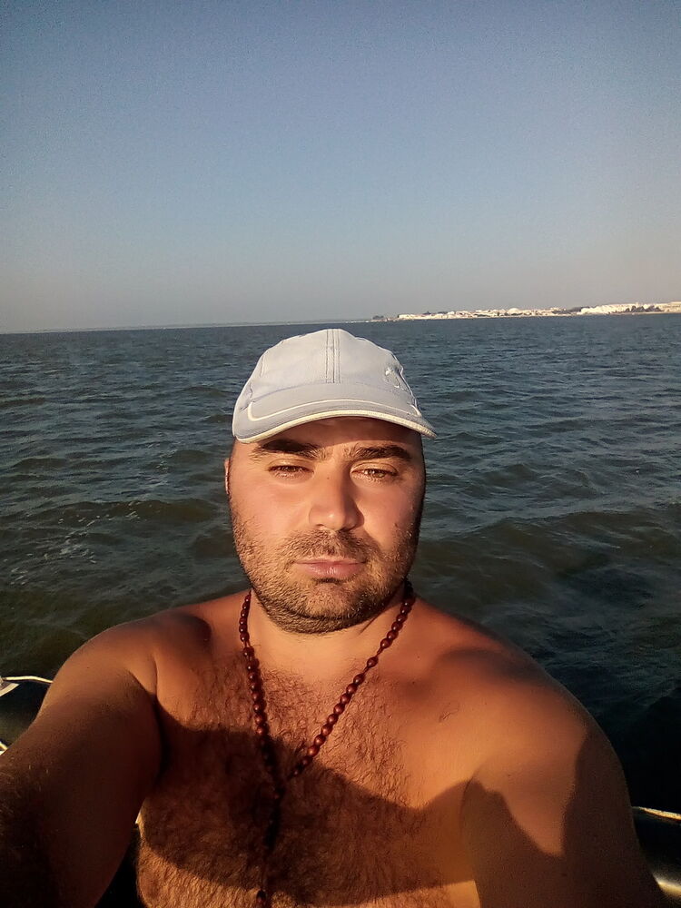  ,   Vlad, 39 ,   ,   , c 