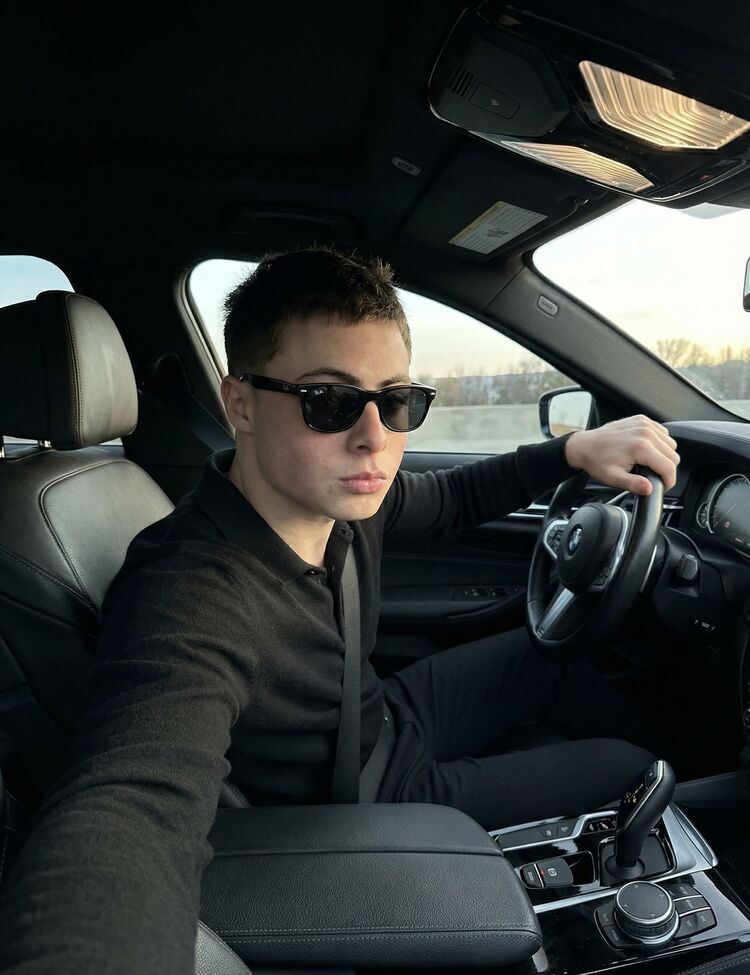  54726789  Private, 22 ,    