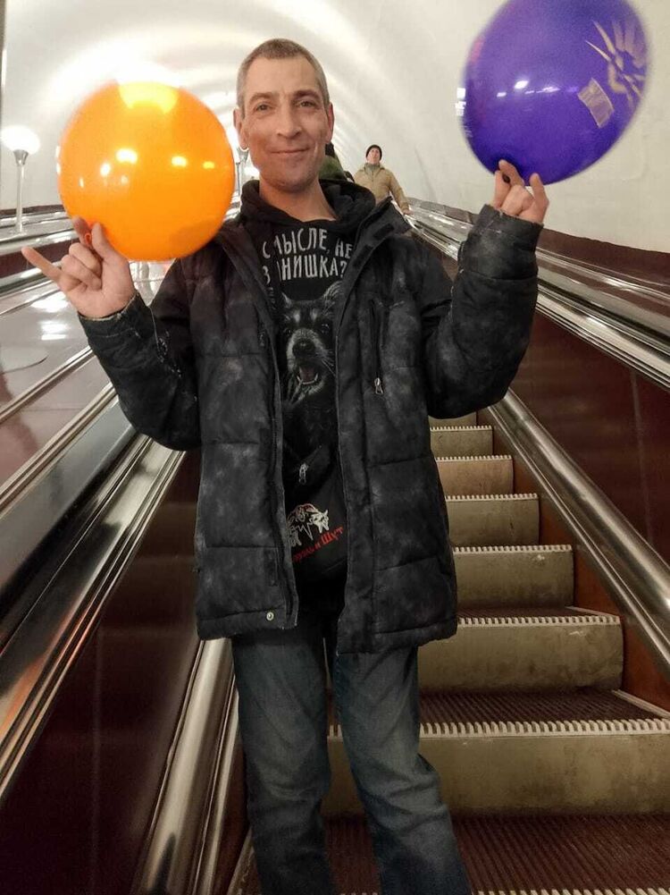  -,   Denis, 47 ,   , 
