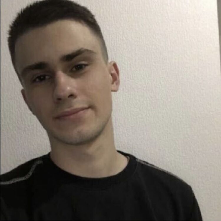  46273909  , 24 ,    
