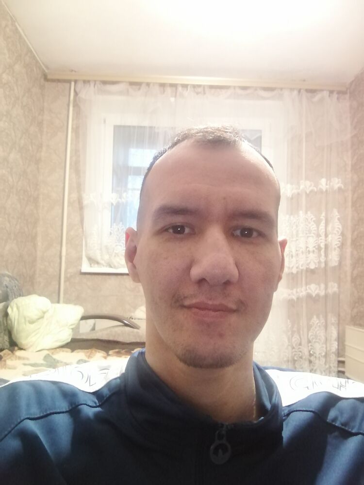  33794389  Ruslan, 38 ,    