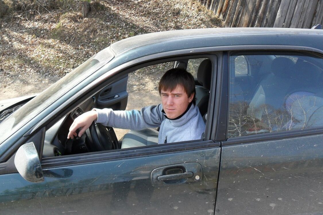  7558849  Evgen, 35 ,    