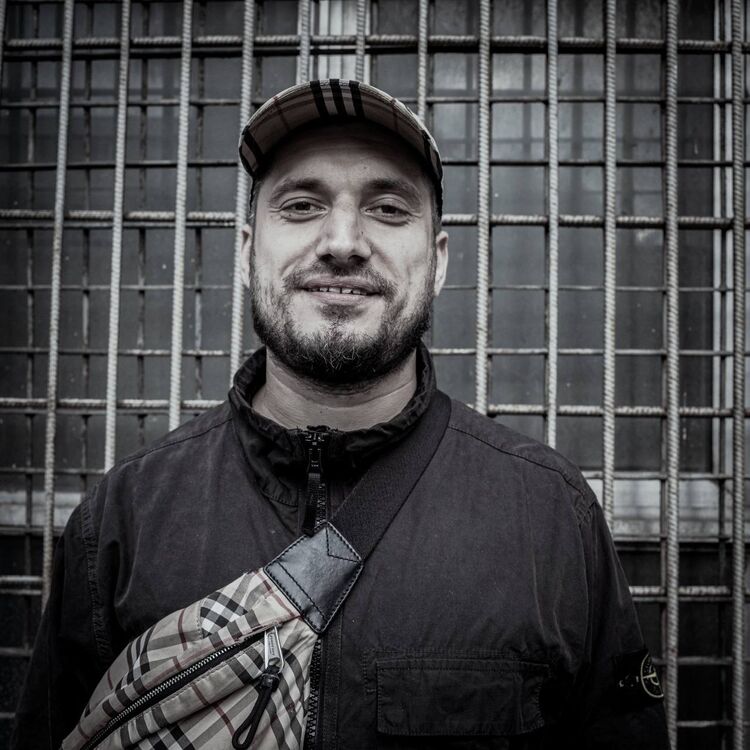  53027189  Maksim, 30 ,    