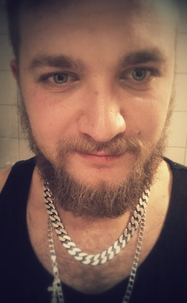  8467219  Aleksandr, 37 ,    