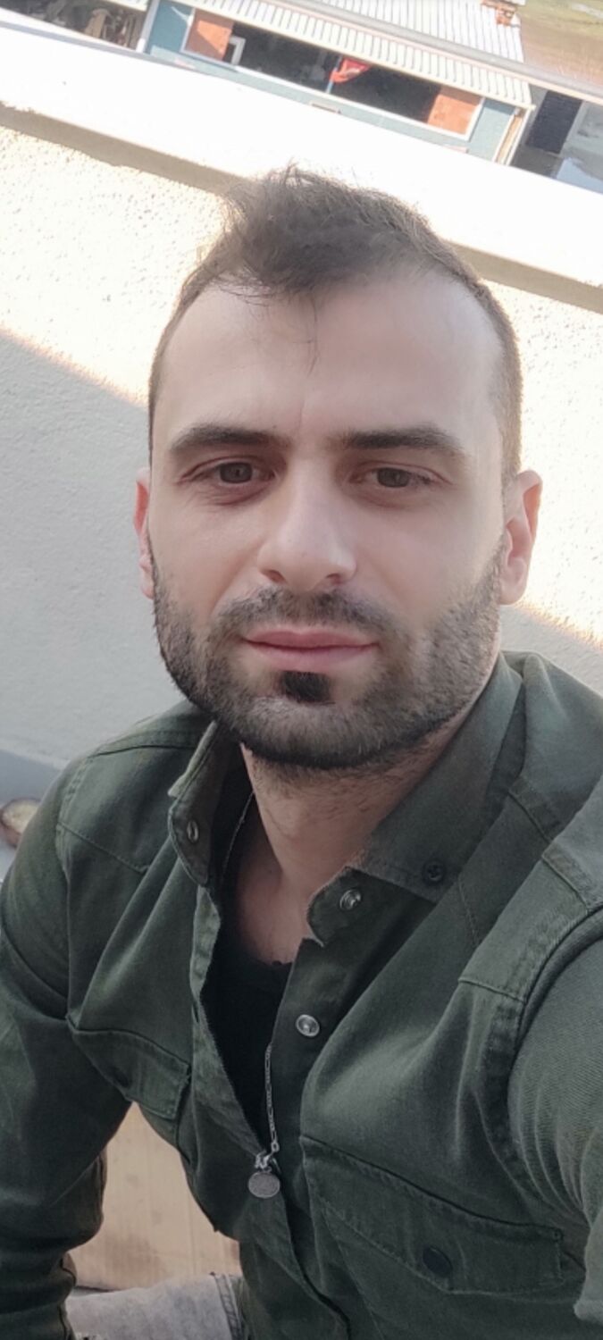 34724549  Ufuk, 39 ,    