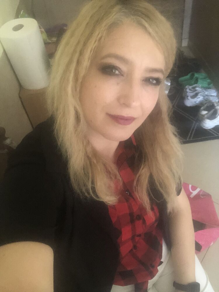  ,   Olga, 44 ,     
