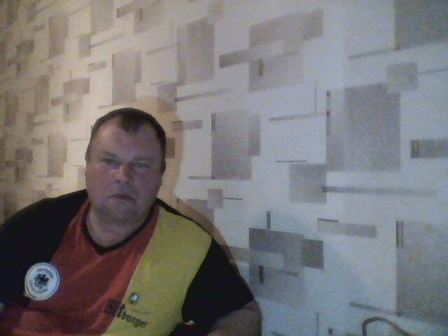  19596389  Artem, 45 ,    