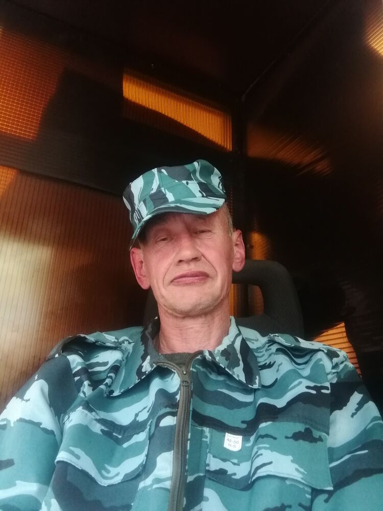  37115889  , 60 ,    