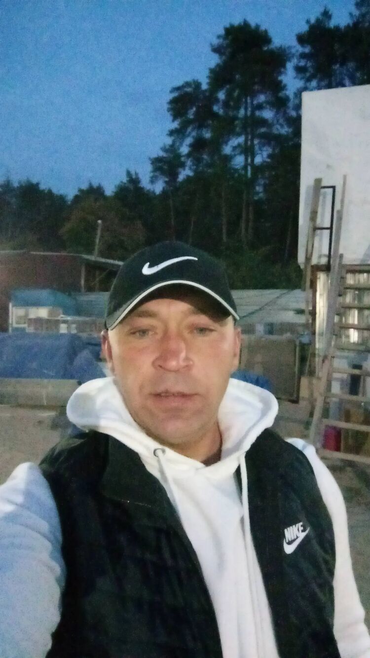  47858039  , 42 ,    