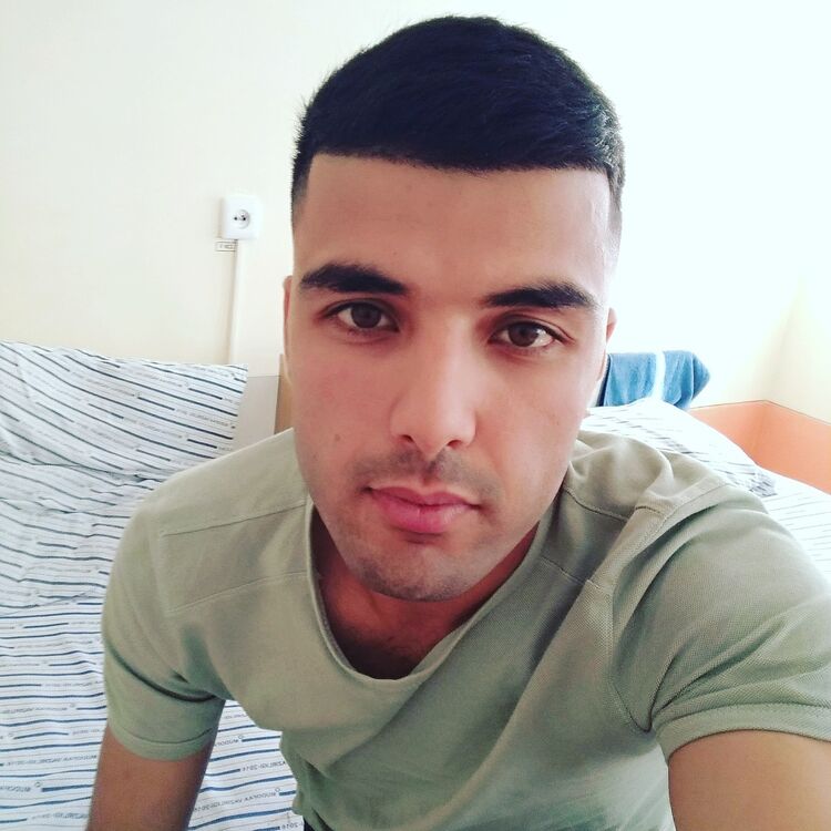  16028149  Temur, 30 ,    