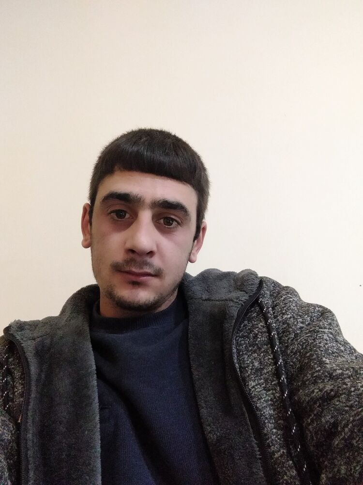  19492069  Karen, 30 ,    