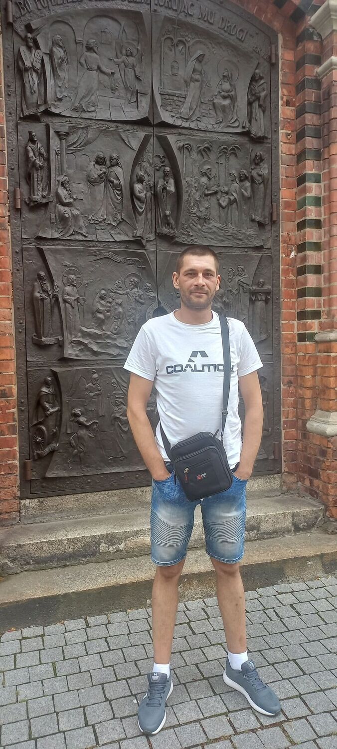  28499059  Ivan, 41 ,    Skawina