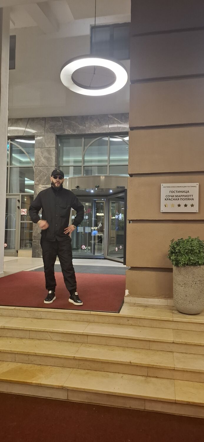  ,   Anton, 35 ,   ,   , c 