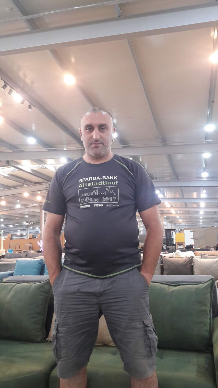  ,   Giorgi, 48 ,   ,   