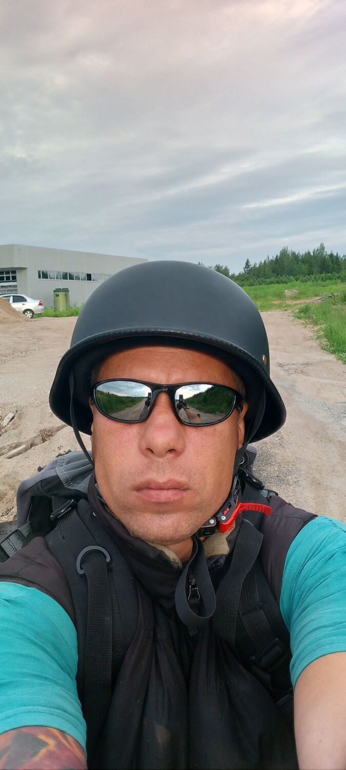  44295689  , 40 ,     