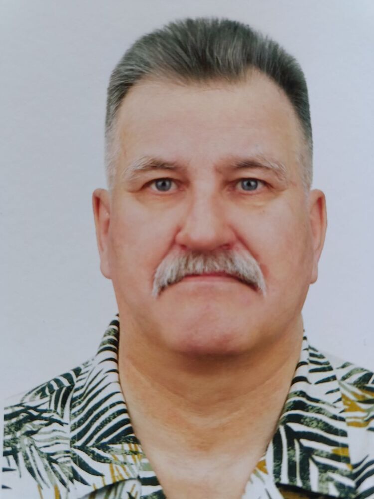  ,   Yuri, 61 ,   ,   