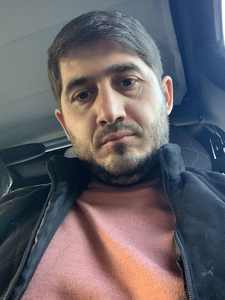  ,   Omar, 35 ,   ,   