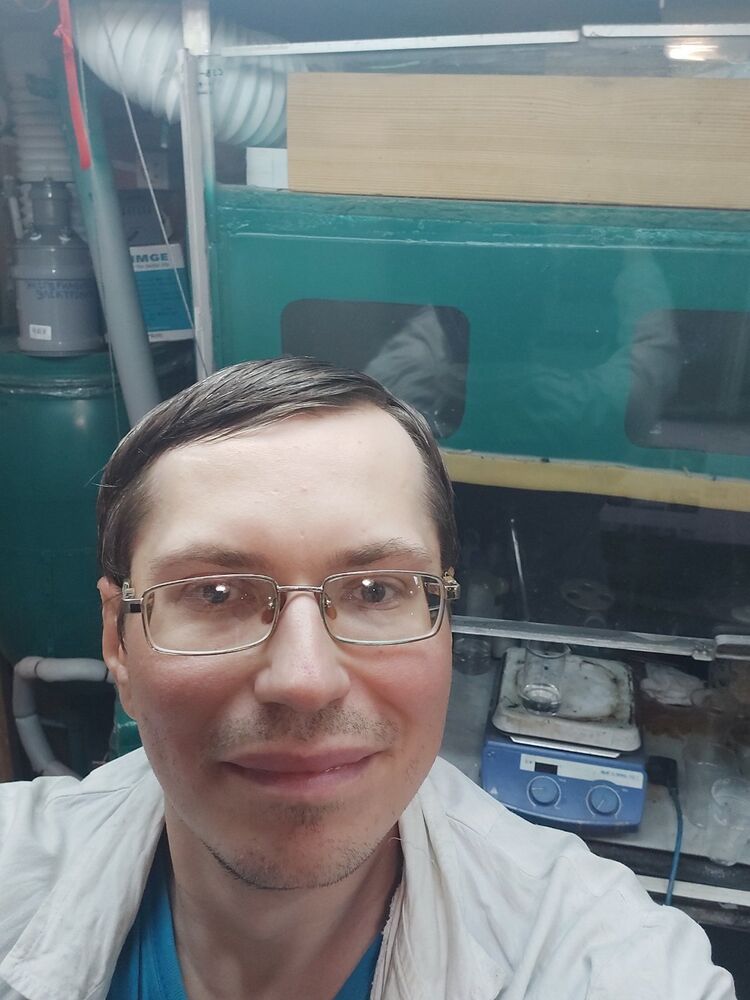  52442289  , 38 ,    