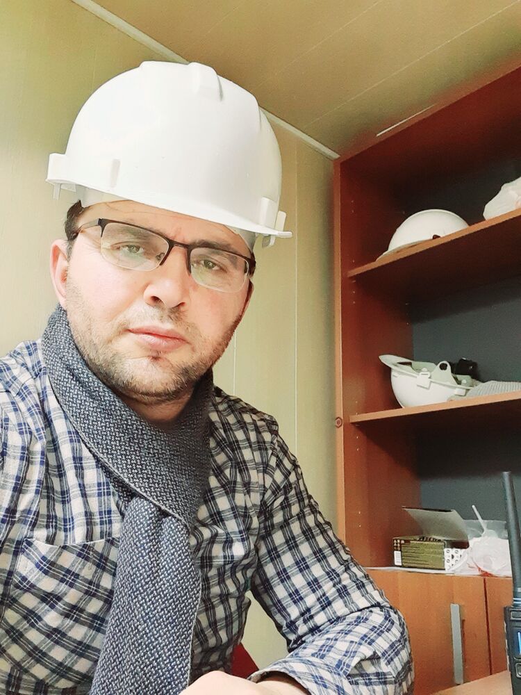  ,   Halil, 48 ,   ,   