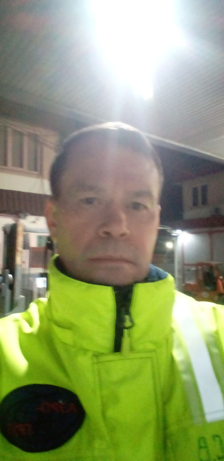  34682909  , 53 ,    