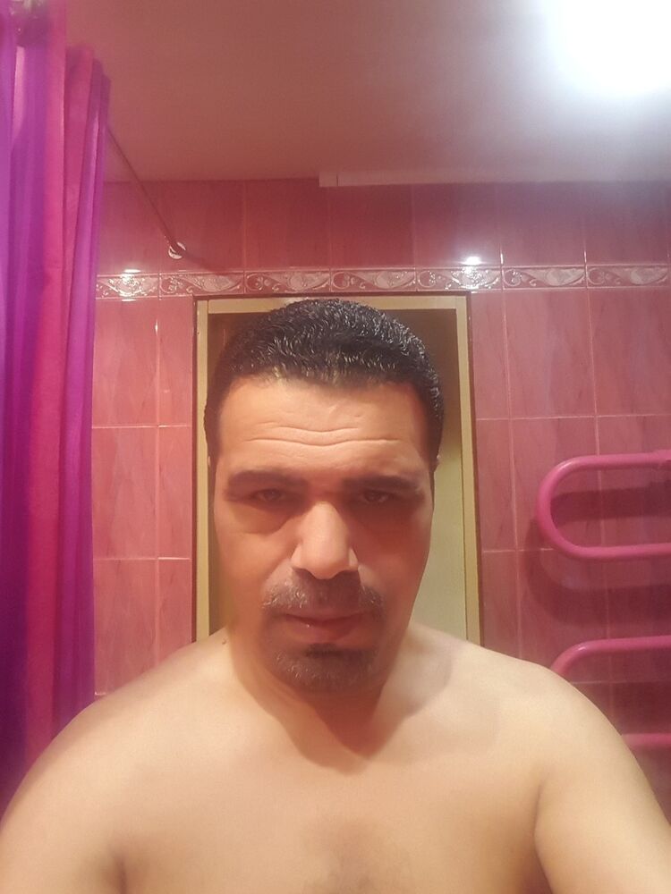  17924279  Jo, 49 ,    -