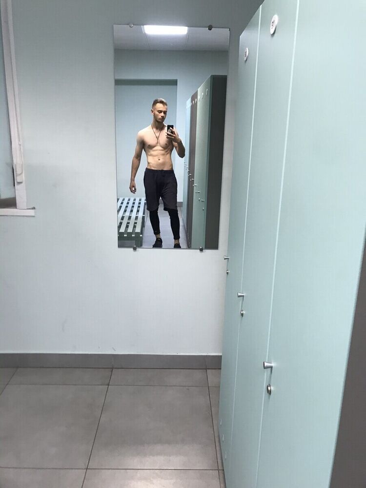  22178299  , 26 ,    