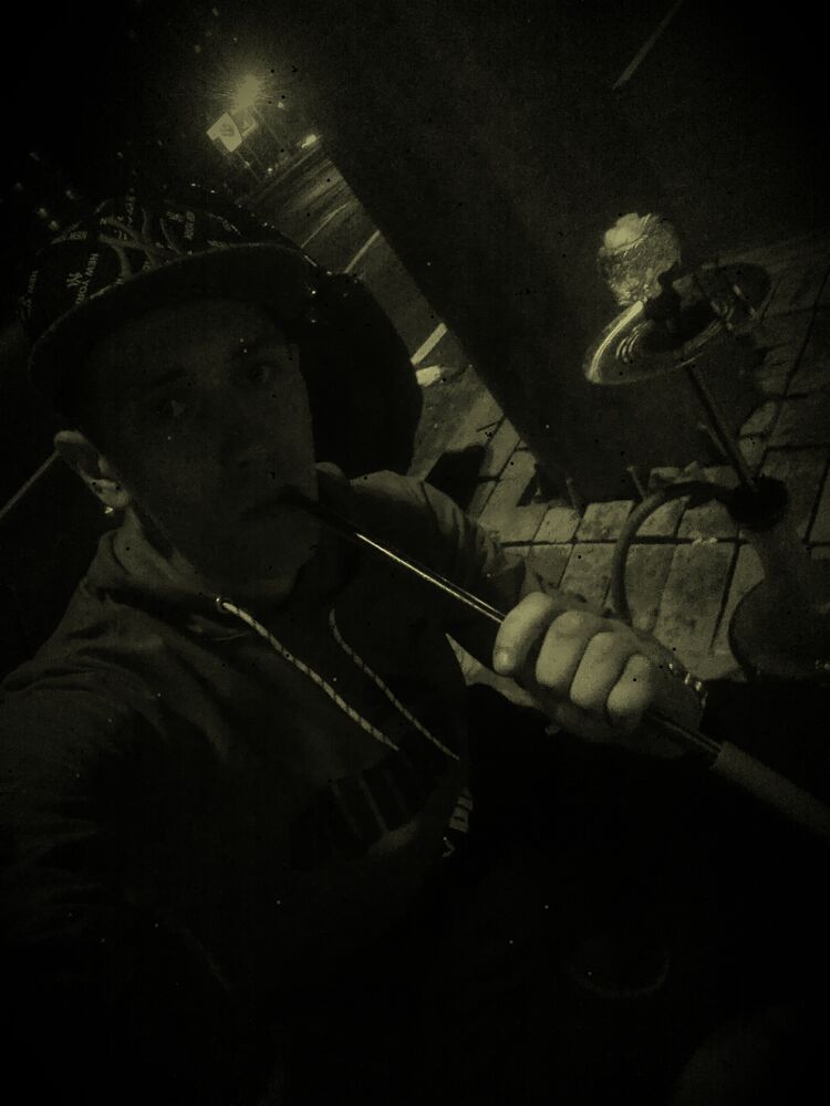  26871919  Vadim, 25 ,    