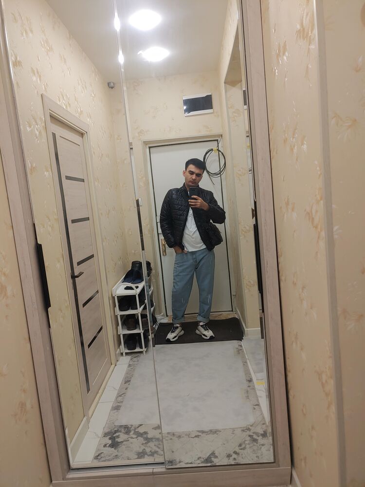  ,   Aziz, 29 ,   ,   