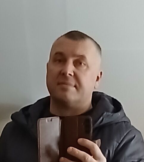  52821979  , 44 ,    