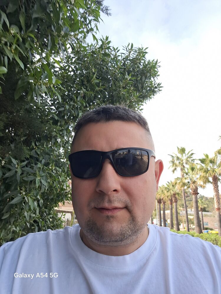 46533669  , 42 ,    