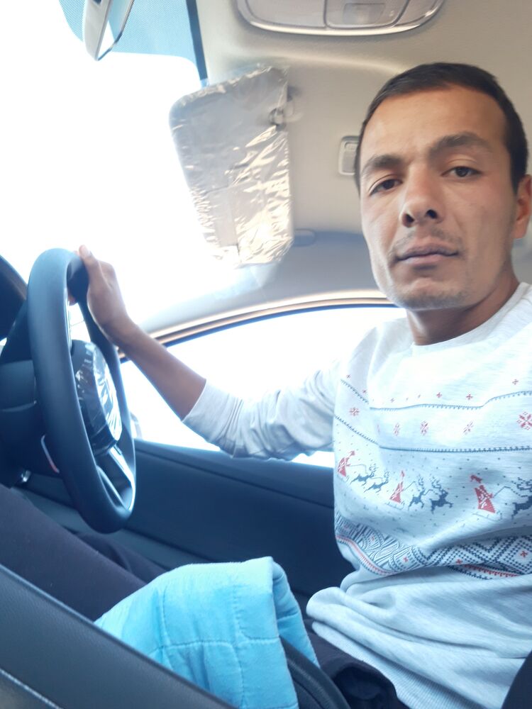  24242299  Dilshod, 31 ,    