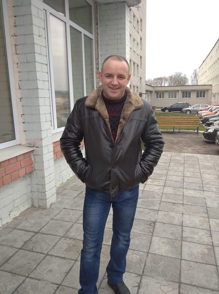 ,   Andrej, 36 ,   ,   , c 