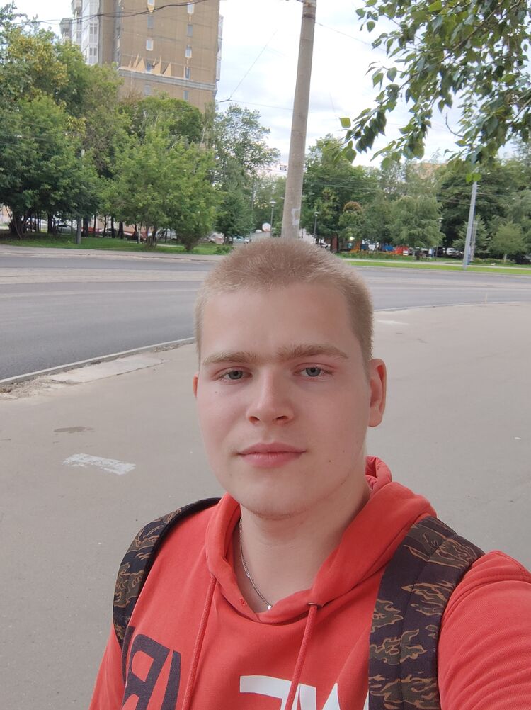  28043589  , 24 ,    