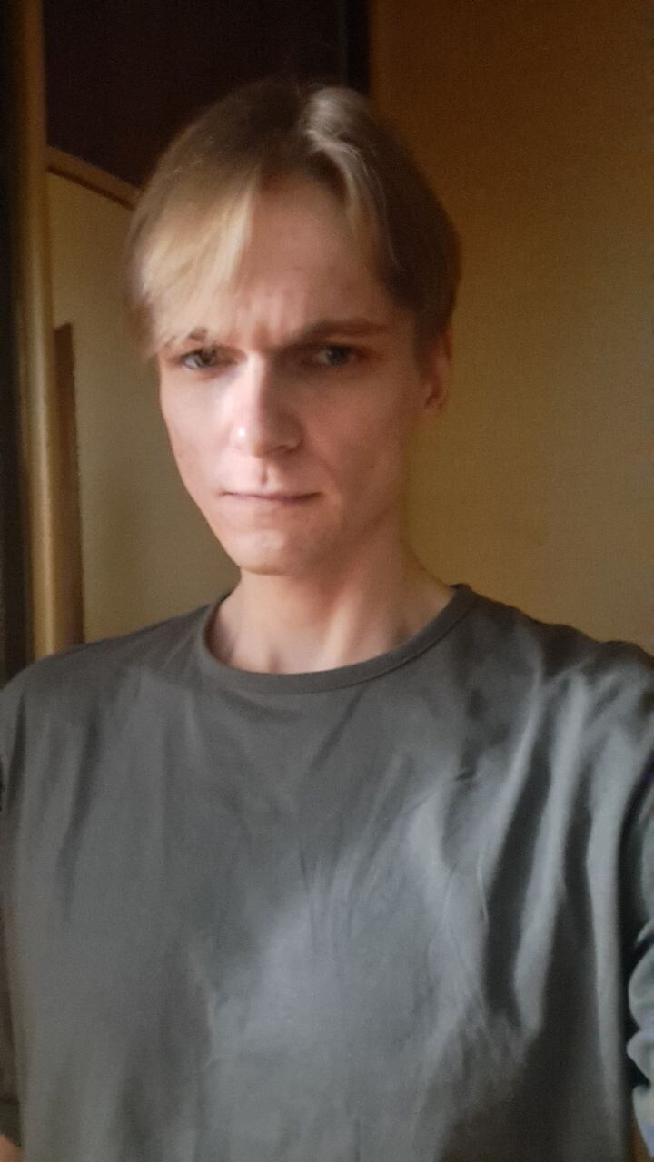  52282479  Vladi, 27 ,    