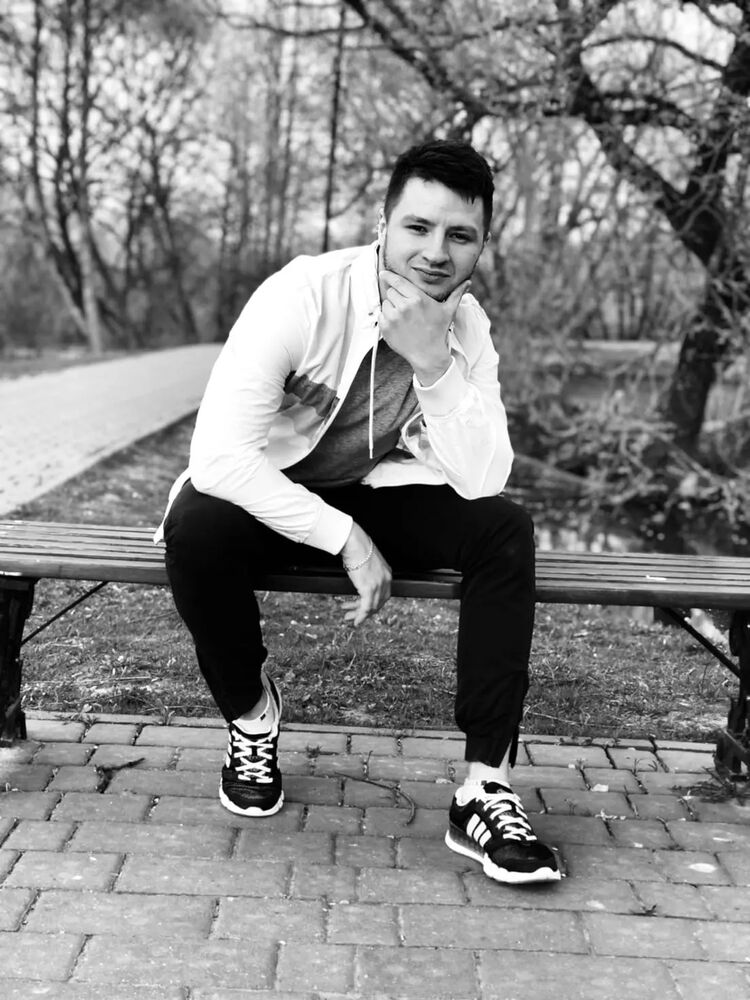  ,   Vadim, 35 ,   