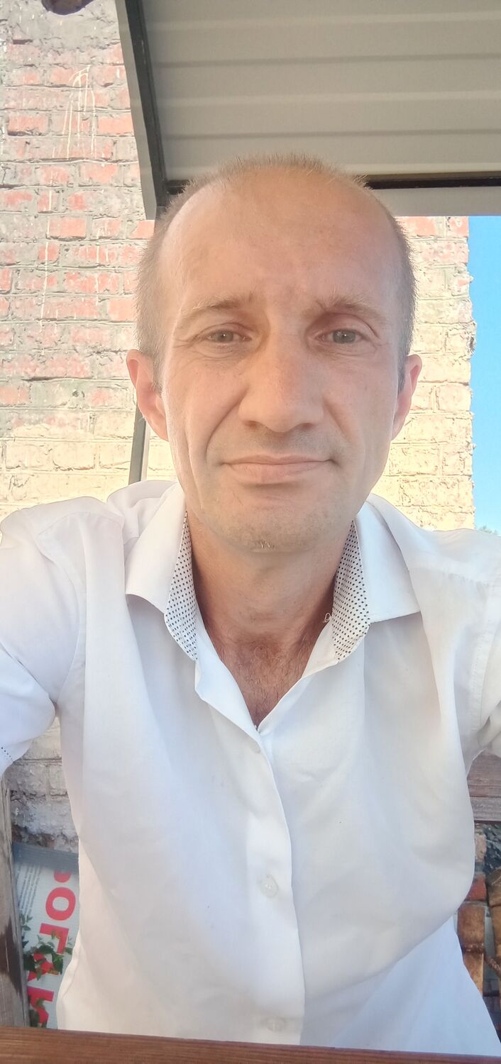  28334089  , 42 ,    