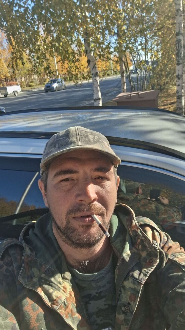  48134309  , 41 ,    