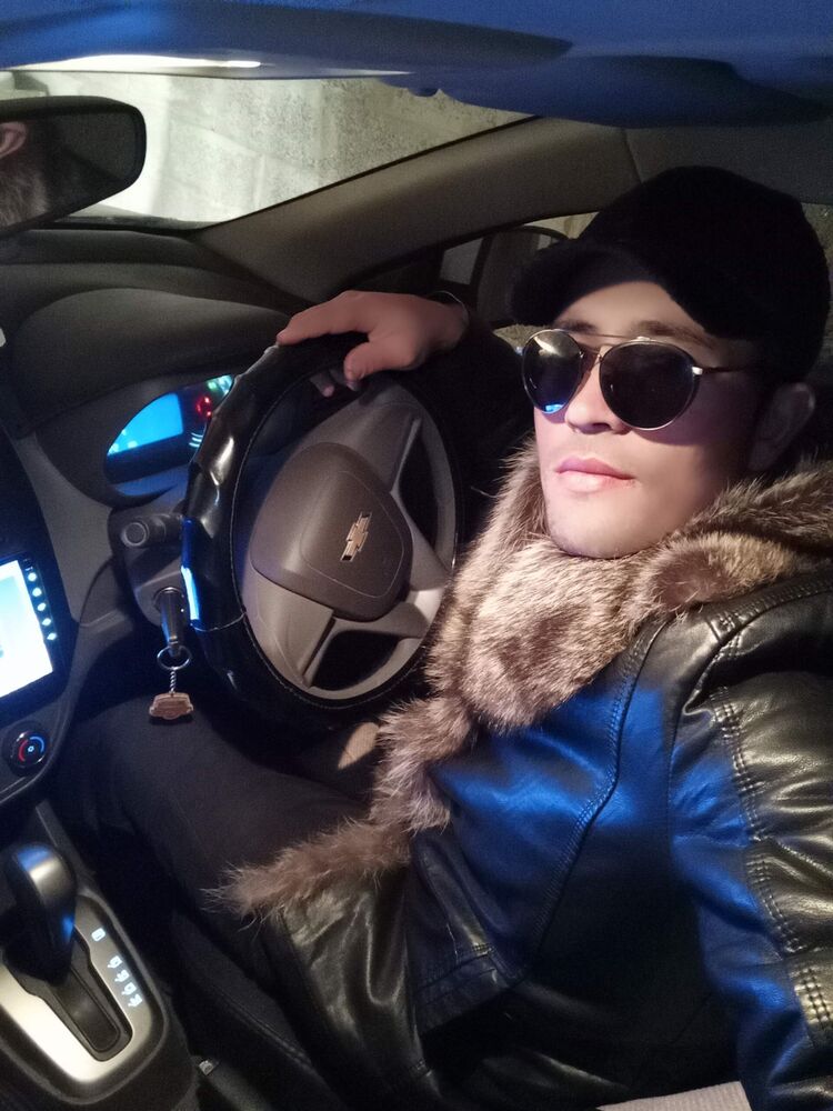   ,   SARDORBEK, 33 ,   ,   