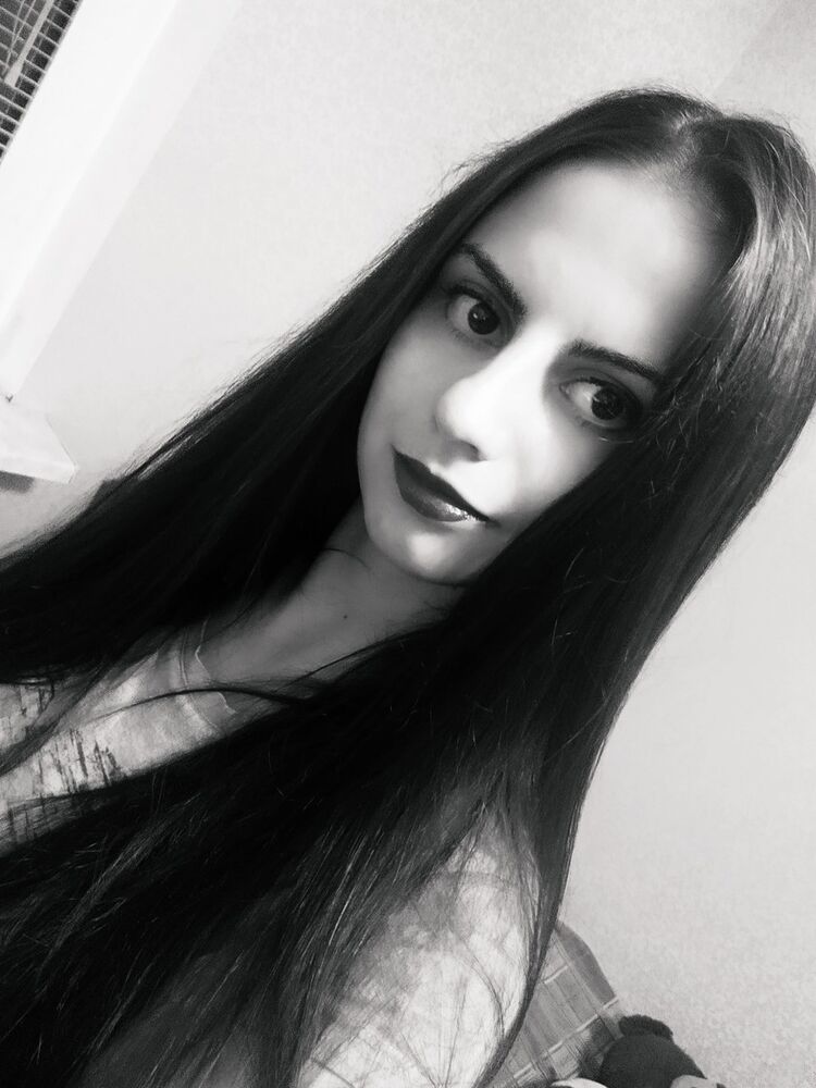  18053129  Kristina, 27 ,    