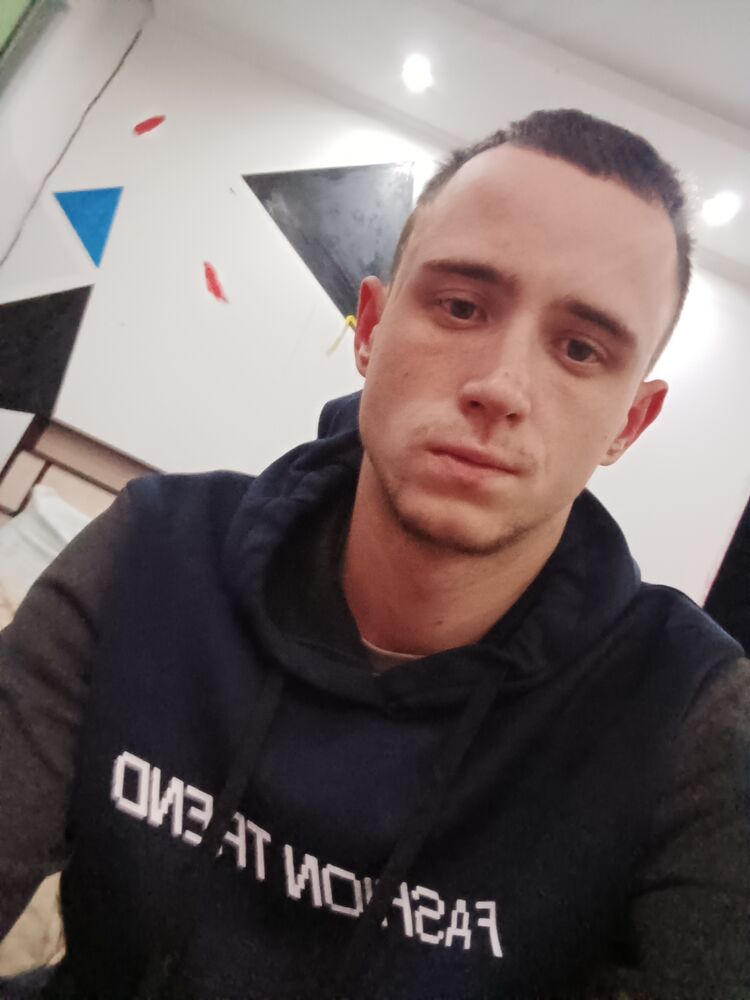  39604589  , 26 ,    