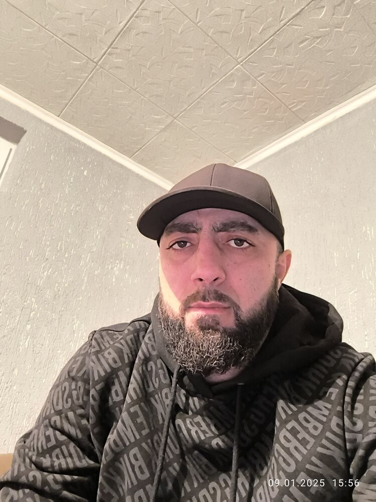  48817879  , 35 ,    