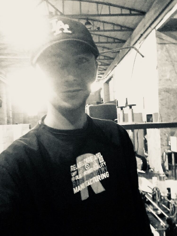  12652679  Elyor, 30 ,    